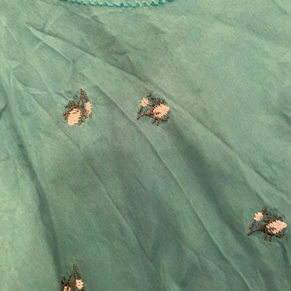 Floral Tank Top - Picture 2 of 3